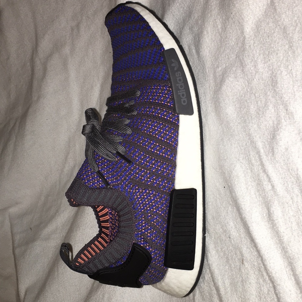 NMD_R1 STLT PK